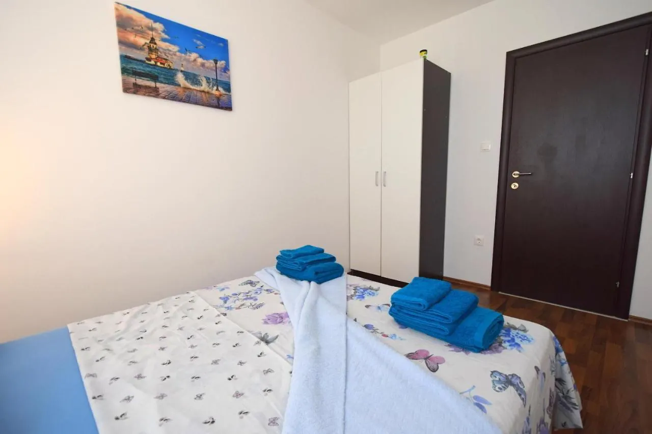 Apartment Gem Malinska 0*,  Croatia