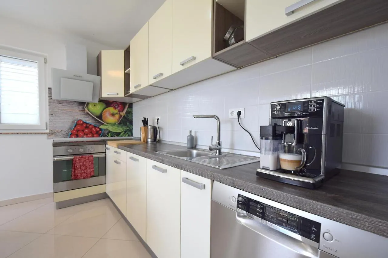 Apartment Gem Malinska