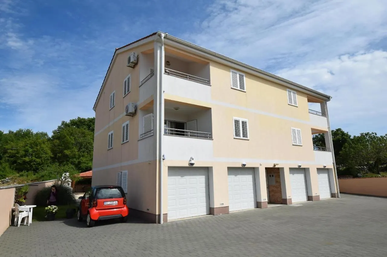 Apartment Gem Malinska Croatia