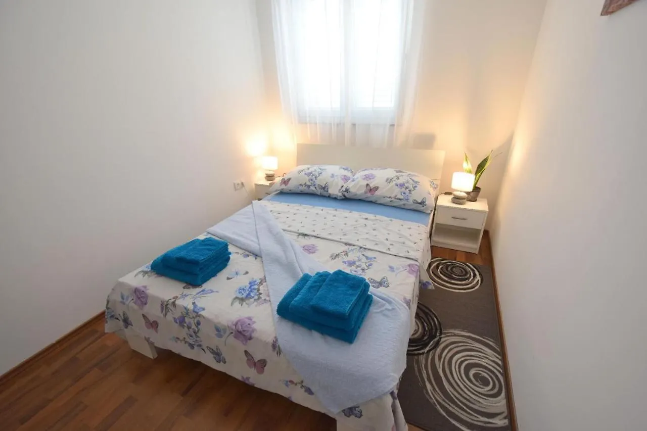 Apartment Gem Malinska 0*,